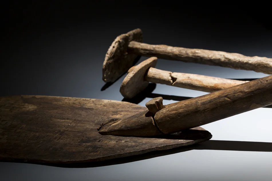 Schaufel mit zwei Kratzen