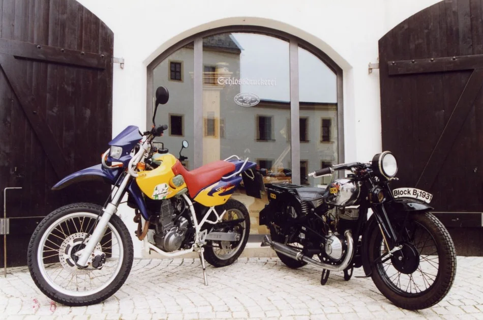 Motorrad alt und neu