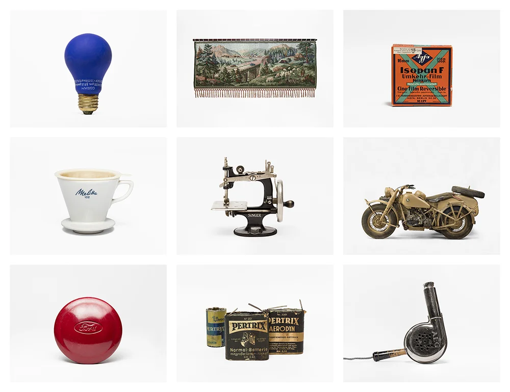 Made in Germany – Industrie und Zwangsarbeit im Nationalsozialismus Neun Fotografien von Tomasz Lewandowski zeigen Produkte, gefertigt in Zwangsarbeit zwischen 1939 und 1945 in Deutschland.