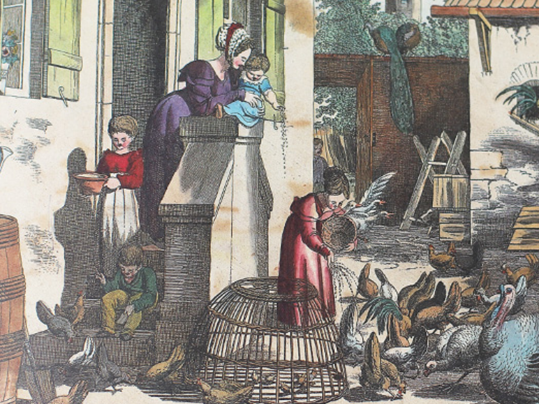Das Bild zeigt eine Fotografie eines gezeichneten Bildes. Man sieht eine Familie auf einem Hof. Die Familie füttert die vielen Hühner. Sie tragen alle bunte Kleider.