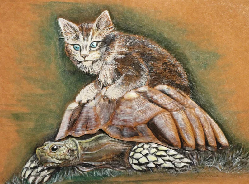 Punziertes und bemaltes Leder, auf dem eine Katze, sitzend auf einer Schildkröte, abgebildet ist