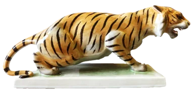 Porzellan-Figur eines fauchenden Tigers