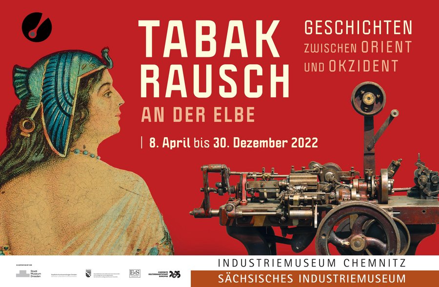Plakat zur Sonderausstellung Das Plakat zur Sonderausstellung „Tabakrausch an der Elbe“ zeigt eine Frau und eine Maschine zur Herstellung von Zigaretten.