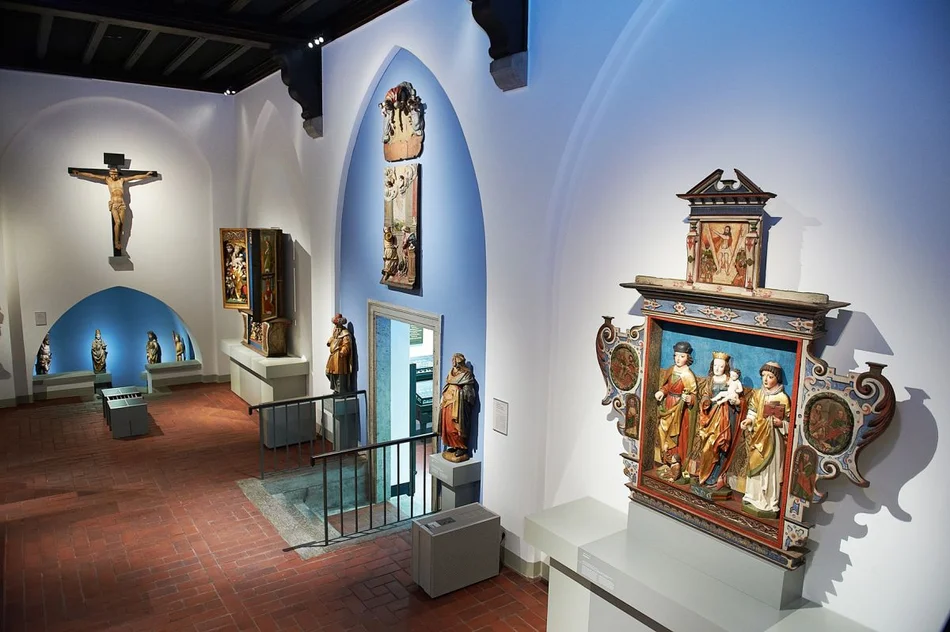 „Im Himmel zu Hause“: Blick in die Ausstellung zur sakralen Kunst